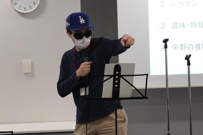 ラップを披露する参加者2