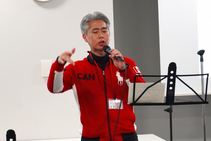 ラップを披露する参加者4