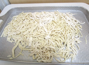 不揃いなうどん