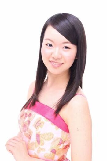 井関 花（ピアノ）写真
