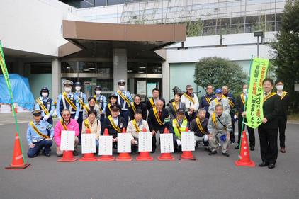 駅前放置自転車クリーンキャンペーン写真