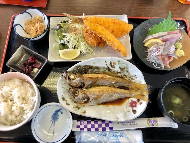 昼食