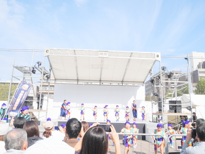 中野打越保育園のエイサー
