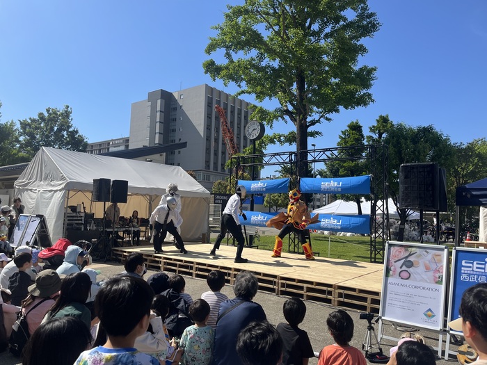 ヒーローショー