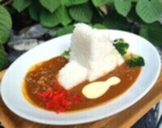 サンプラザ3Dカレー
