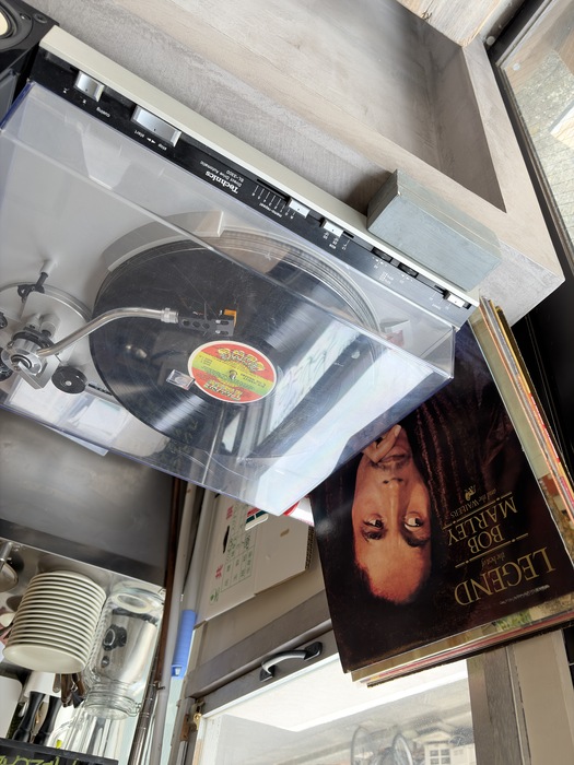 record and record player