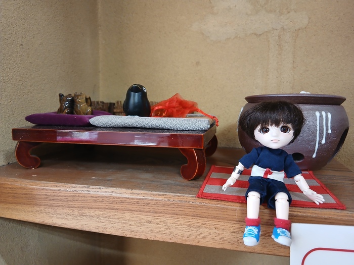 お香とちびナカノさん