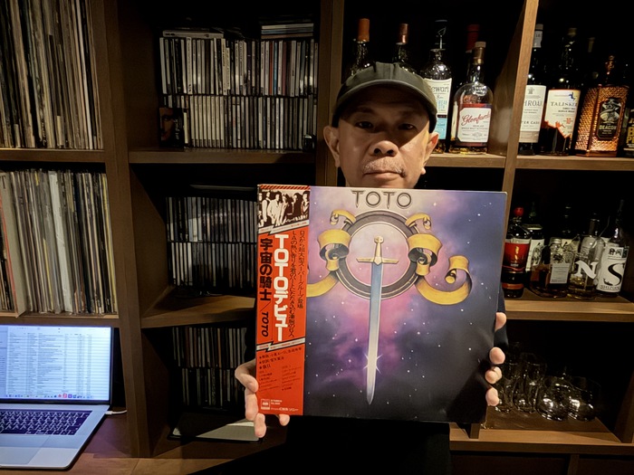 タクローさんの一番のお気に入りはTOTO「宇宙の騎士」。