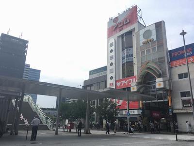 中野駅前広場