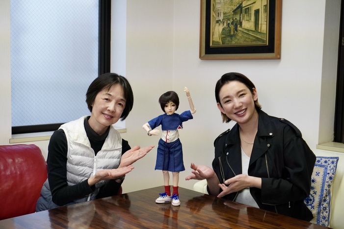 ナカノさんを囲む挾間さんと沙央さん