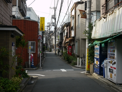 新宿区中井の商店街