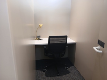 PRIVATE BOX奥の個室