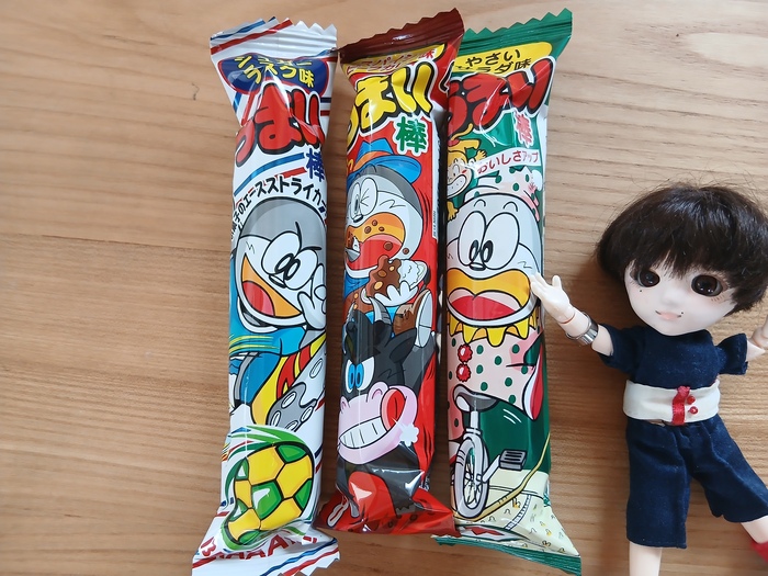 うまい棒とちびナカノさん