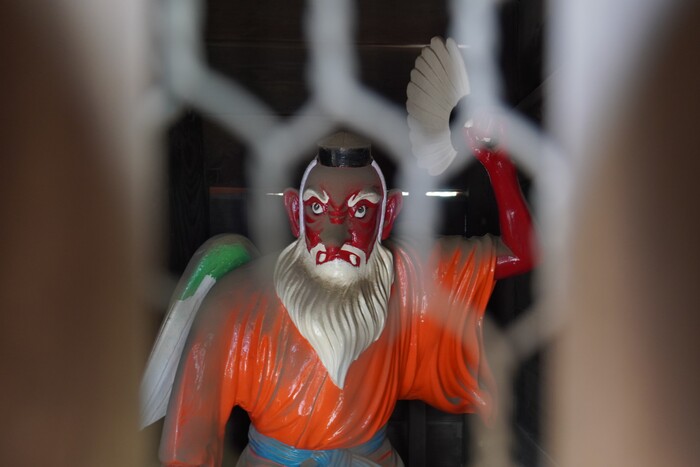 天狗の像
