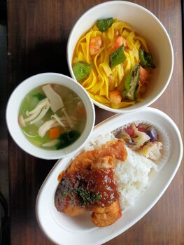 とびみけ堂の日替わりセット