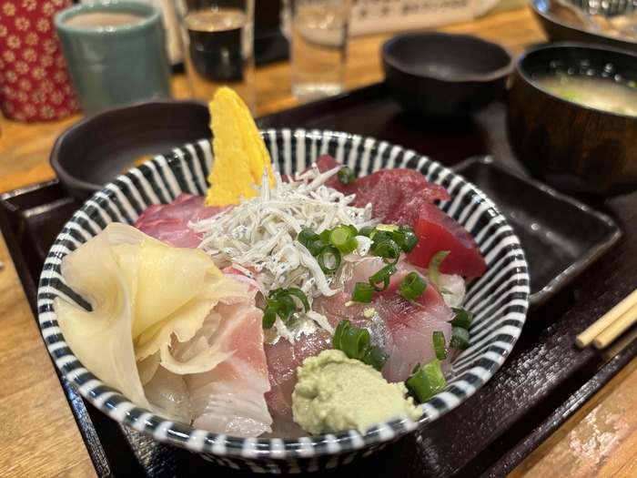 海鮮丼
