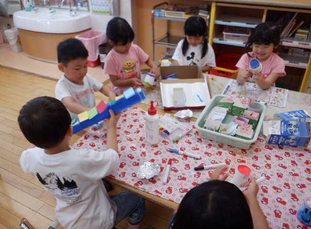 何を作るか考え中