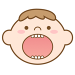 歯が8本生えている子ども