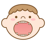 奥歯が生えている子ども