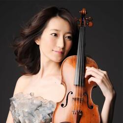ヴィオラ　大河内 涼子氏の写真