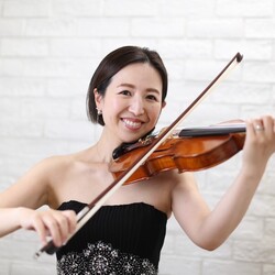 ヴァイオリン　谷口 いづみ氏の写真