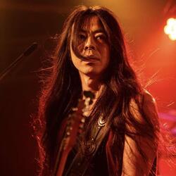 ベース　GOGA氏の写真