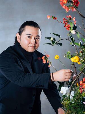 粕谷 尚弘氏の写真