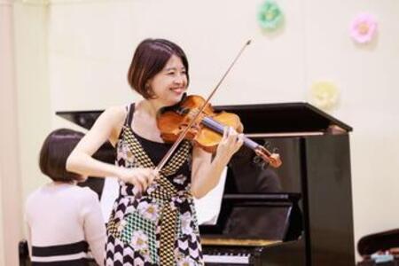 藤崎 美乃（ヴァイオリン）の写真